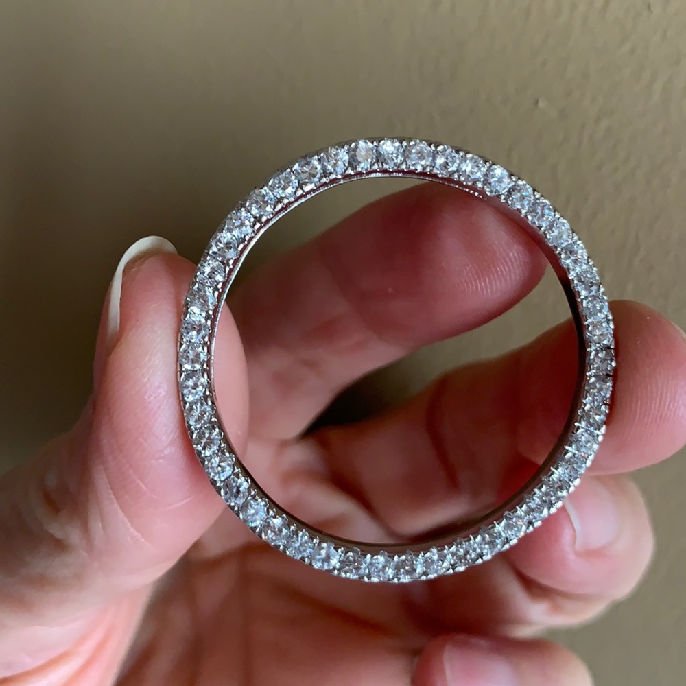 NEW  Sterling Silver .925 CZ Women’s round circle of life Pendant 1.5” diameter - Picture 2 of 14